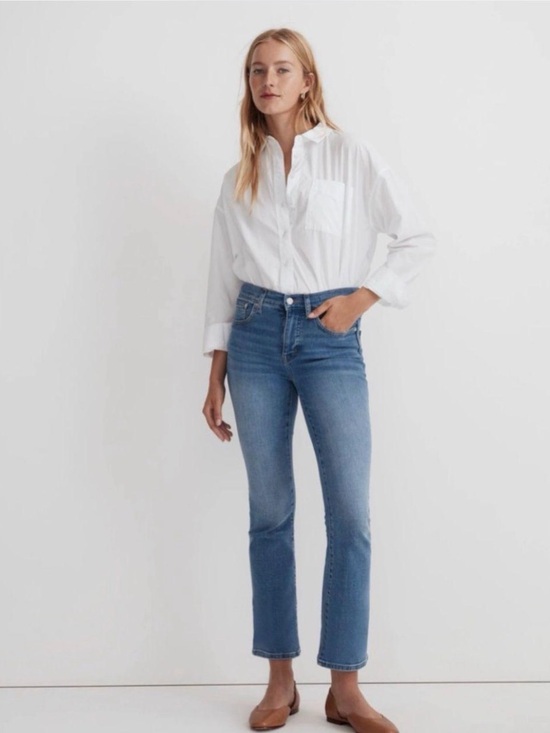 Madewell Denim - Madewell Mid-Rise Kick Out Jeans